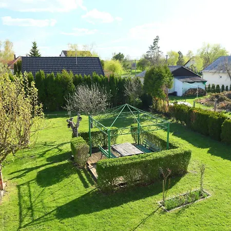 Holiday Balaton H361 Ferienhaus Balatonkeresztúr